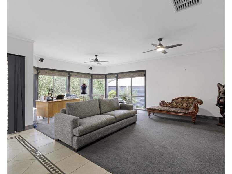 10 Nash Avenue, Drysdale VIC 3222