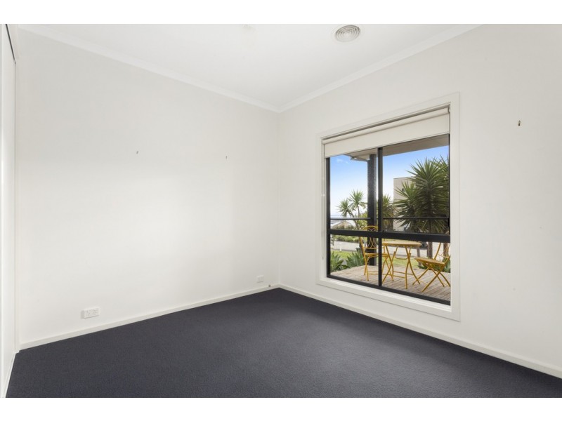 2-4 Bayvista Parade, Drysdale VIC 3222