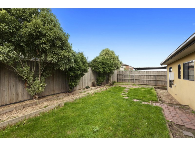 2-4 Bayvista Parade, Drysdale VIC 3222