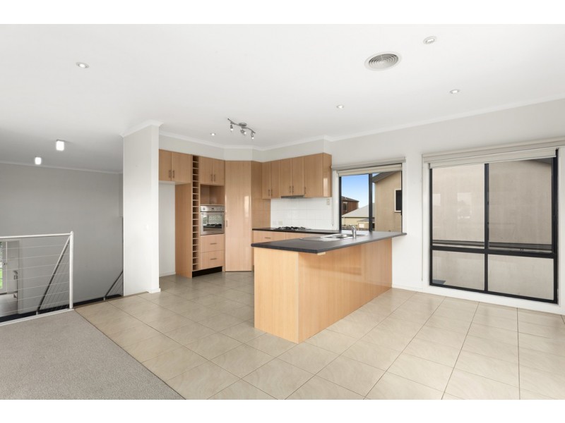 2-4 Bayvista Parade, Drysdale VIC 3222