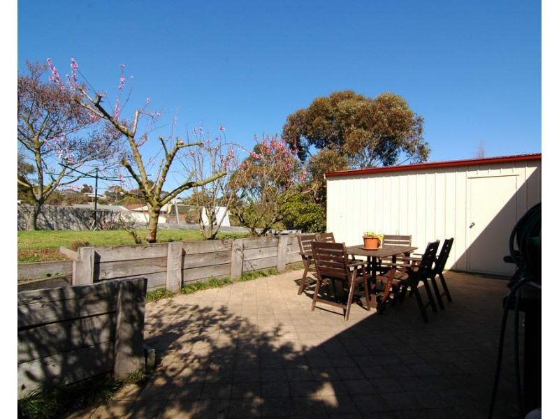 11 Gumbowie Avenue, Clifton Springs VIC 3222