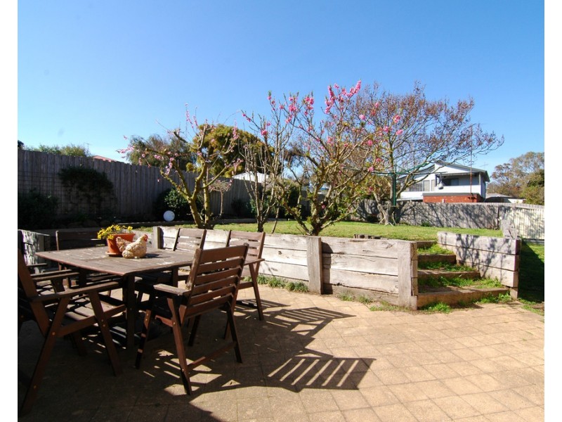 11 Gumbowie Avenue, Clifton Springs VIC 3222