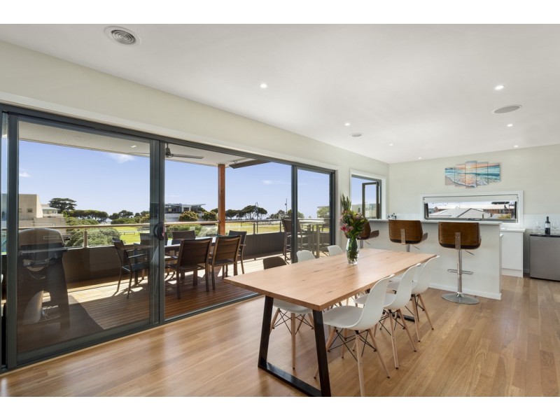 10 Mizzen Court, Indented Head VIC 3223