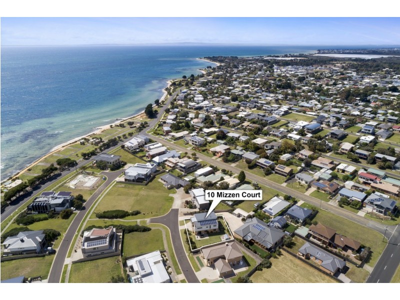 10 Mizzen Court, Indented Head VIC 3223