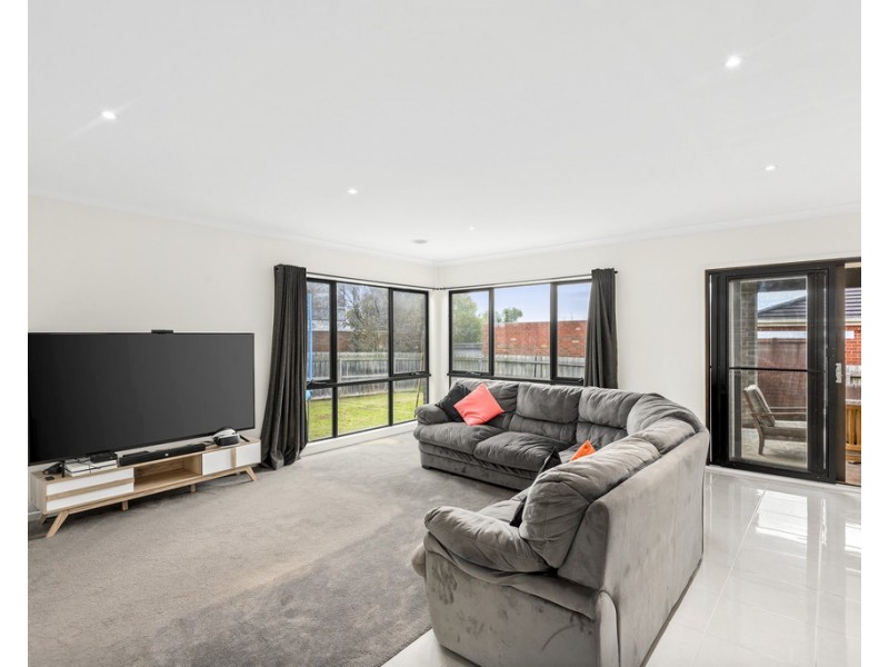 12 Lacoora Avenue, Clifton Springs VIC 3222