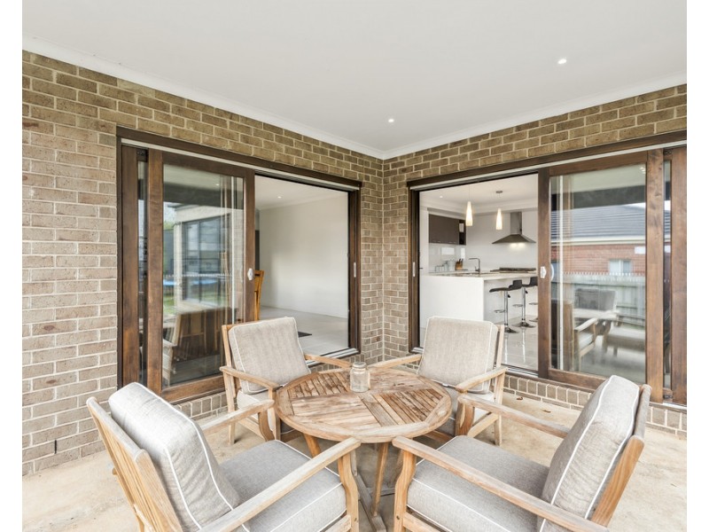 12 Lacoora Avenue, Clifton Springs VIC 3222