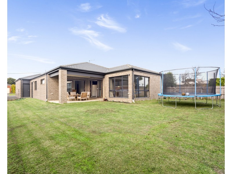 12 Lacoora Avenue, Clifton Springs VIC 3222