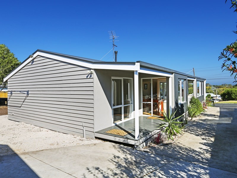 85 Beacon Point Rd, Clifton Springs VIC 3222