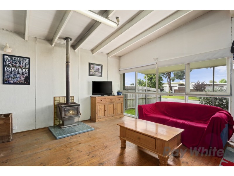 6 Wattletree Avenue, St Leonards VIC 3223