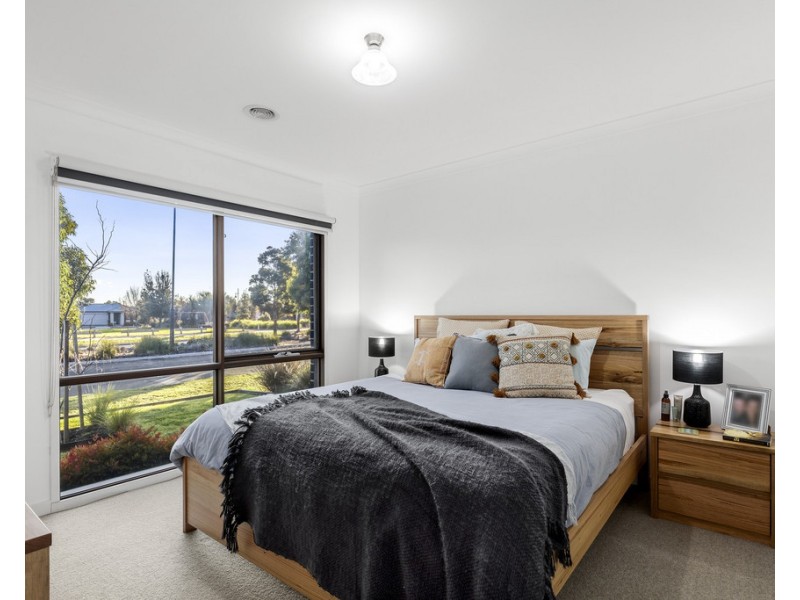 33 Centennial Boulevard, Curlewis VIC 3222