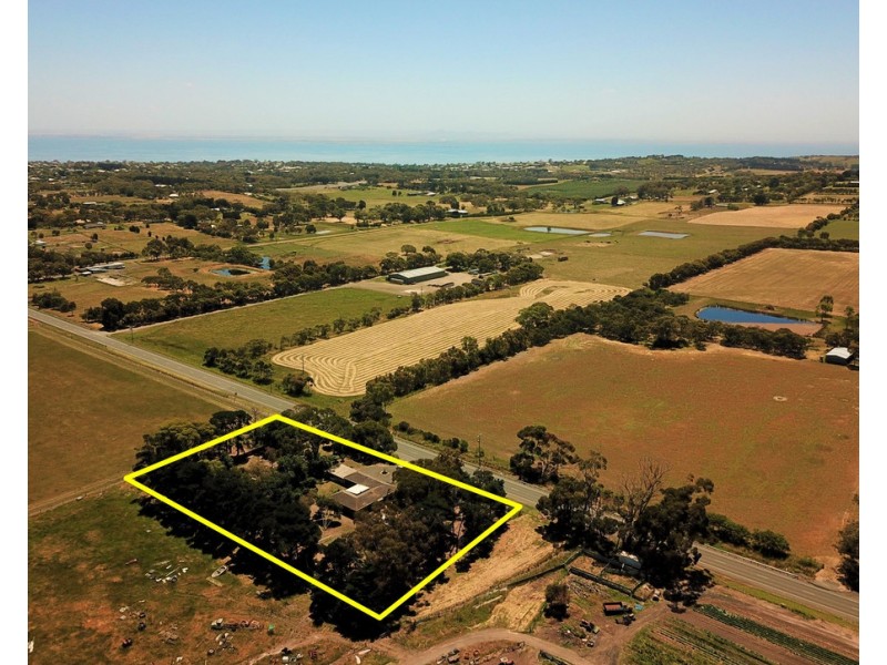 214-216 Murradoc Road, Drysdale VIC 3222