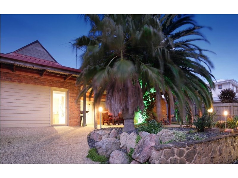 6 Bay Shore Avenue, Clifton Springs VIC 3222