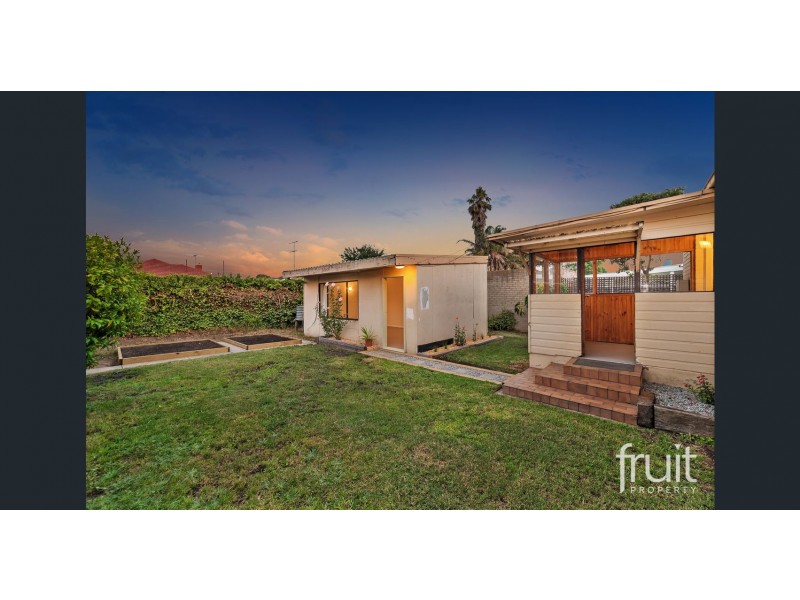 157 St Albans Road, Thomson VIC 3219