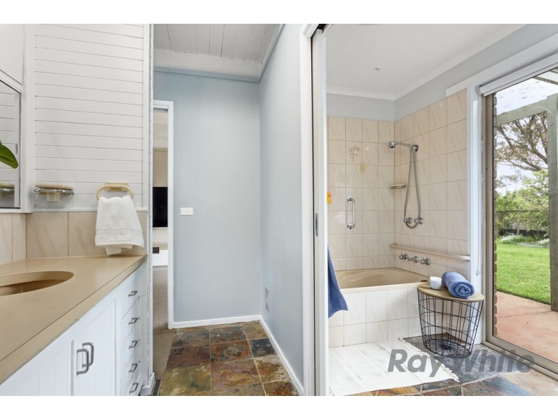 3 Maraboora Avenue, Clifton Springs VIC 3222