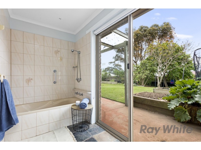 3 Maraboora Avenue, Clifton Springs VIC 3222