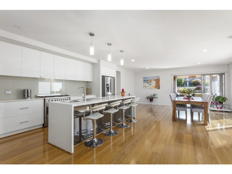 22 Eastwood Crescent, Drysdale VIC 3222