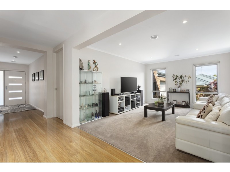 22 Eastwood Crescent, Drysdale VIC 3222