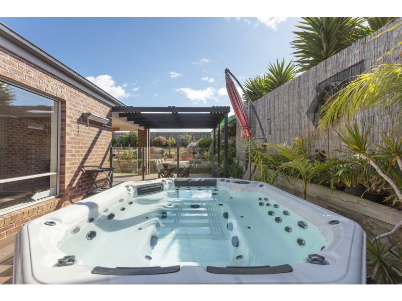 22 Eastwood Crescent, Drysdale VIC 3222