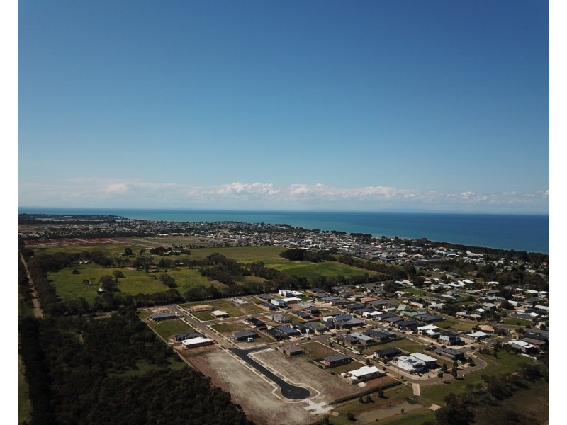 27 (Lot 65) Jacana Drive, St Leonards VIC 3223