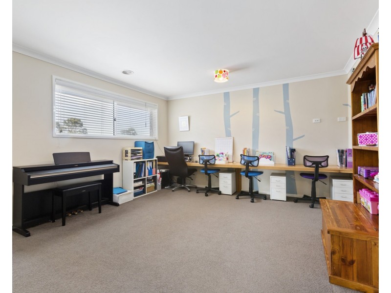 31 Creekside Drive, Curlewis VIC 3222