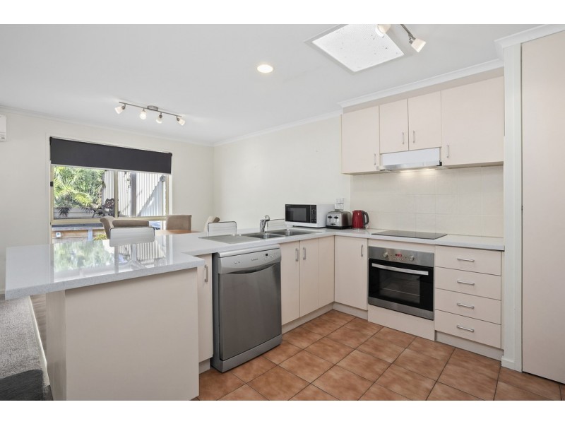 1/13 Diana Court, Drysdale VIC 3222