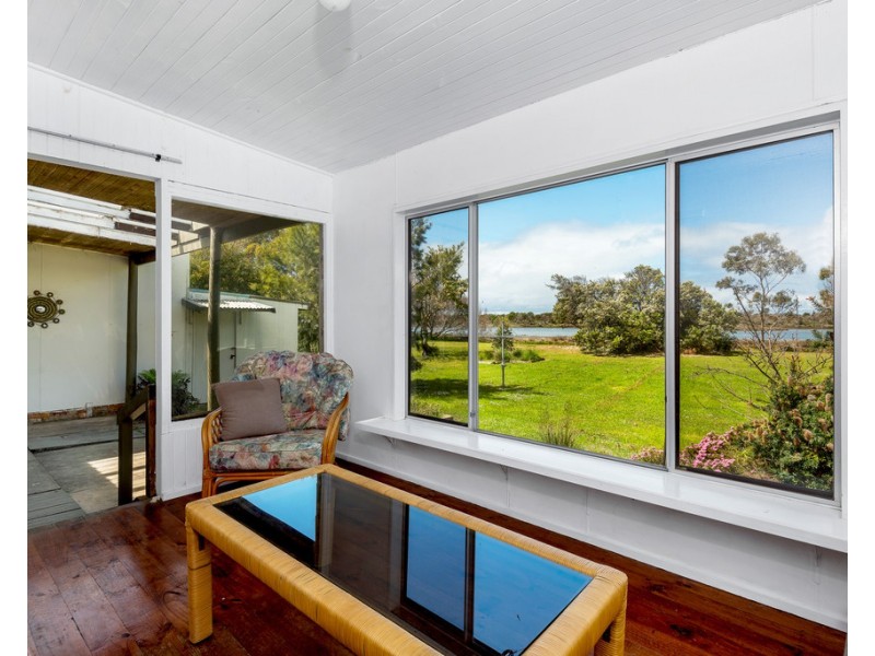 63 Cliff Street, St Leonards VIC 3223