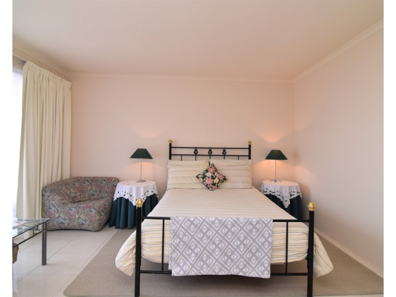 16 Maraboora Avenue, Clifton Springs VIC 3222