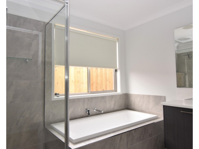 13 Oceania Drive, Curlewis VIC 3222