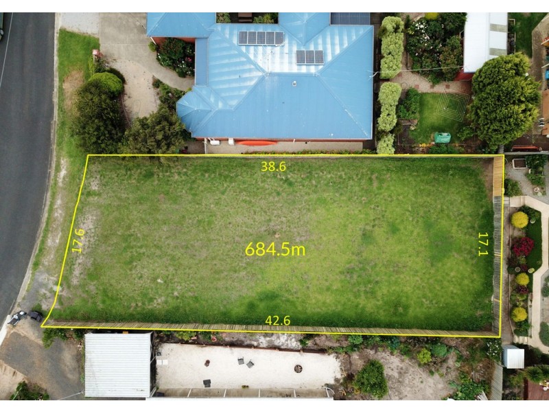 33 Gwinganna Drive, Clifton Springs VIC 3222