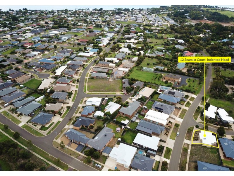 12 Seamist Court, Indented Head VIC 3223