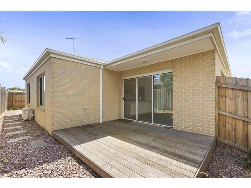 12 Seamist Court, Indented Head VIC 3223