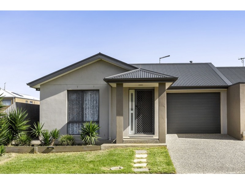 18B Edwards Point Road, St Leonards VIC 3223