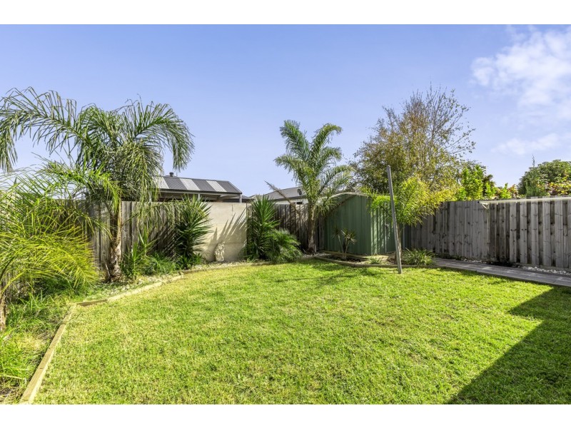 18B Edwards Point Road, St Leonards VIC 3223