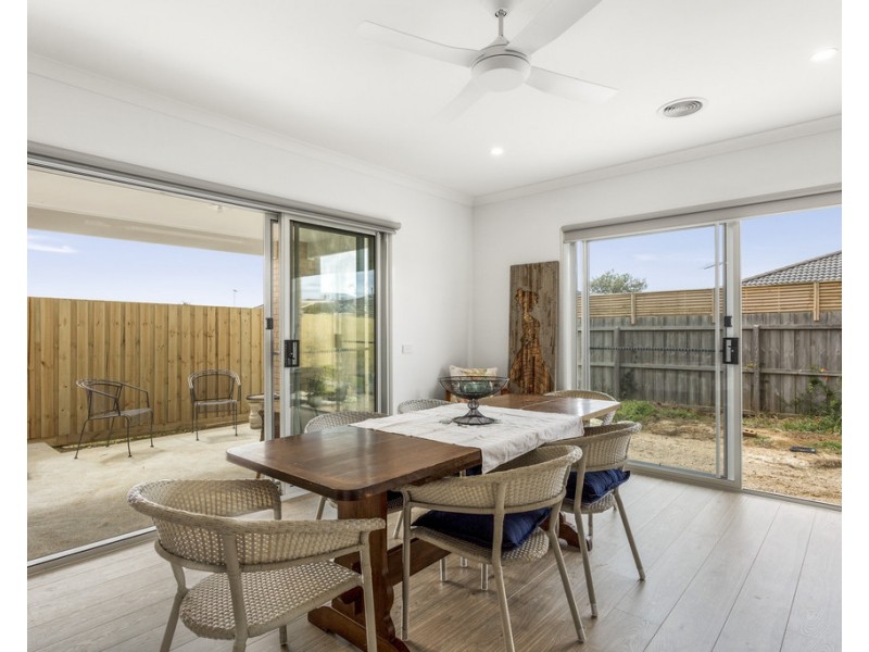 53 Miranda Crescent, St Leonards VIC 3223