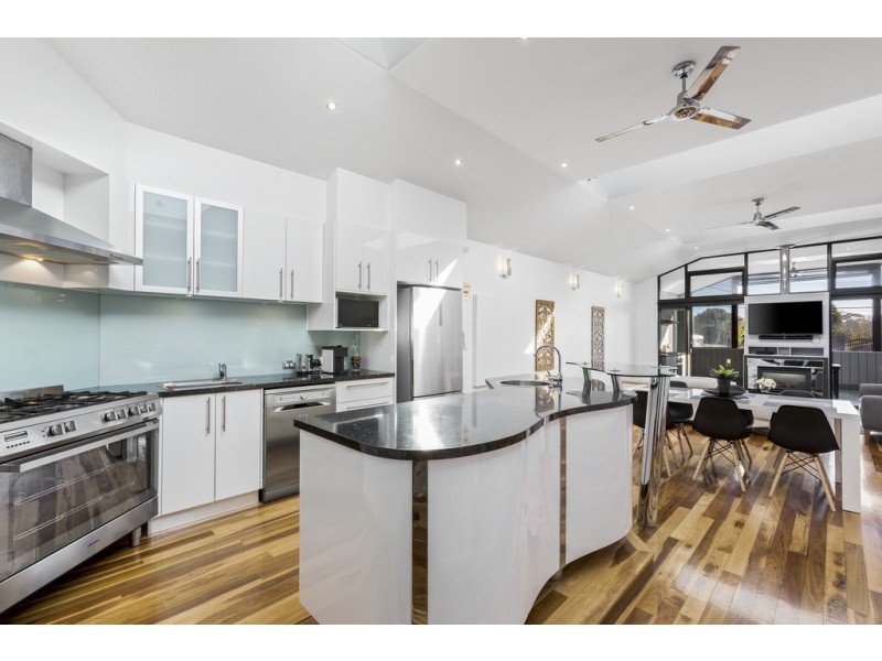 15 Dumburra Avenue, Clifton Springs VIC 3222