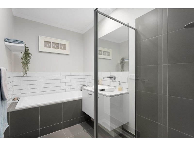 12 Platinum Avenue, Drysdale VIC 3222