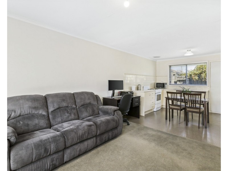 3/19 Polwarth Crescent, Belmont VIC 3216
