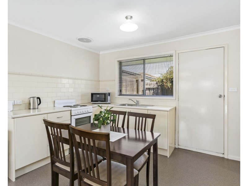 3/19 Polwarth Crescent, Belmont VIC 3216