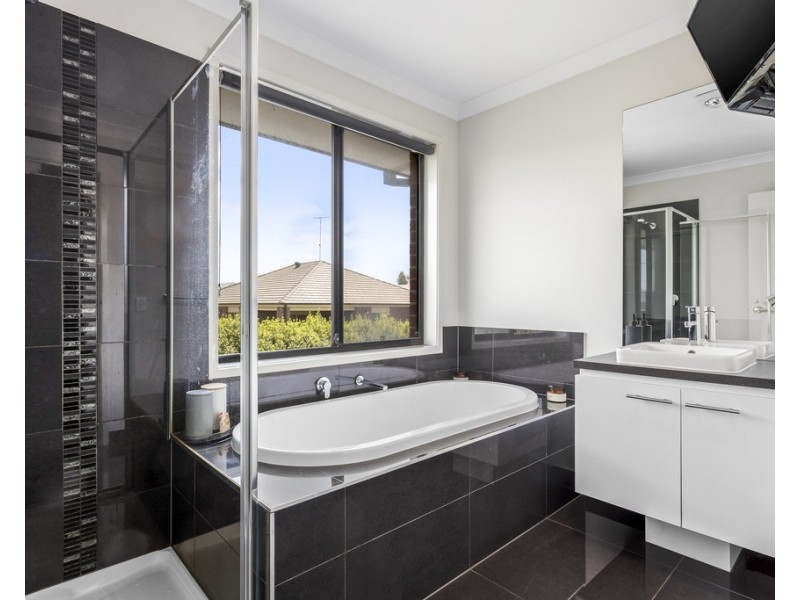 1 Love Street, Curlewis VIC 3222