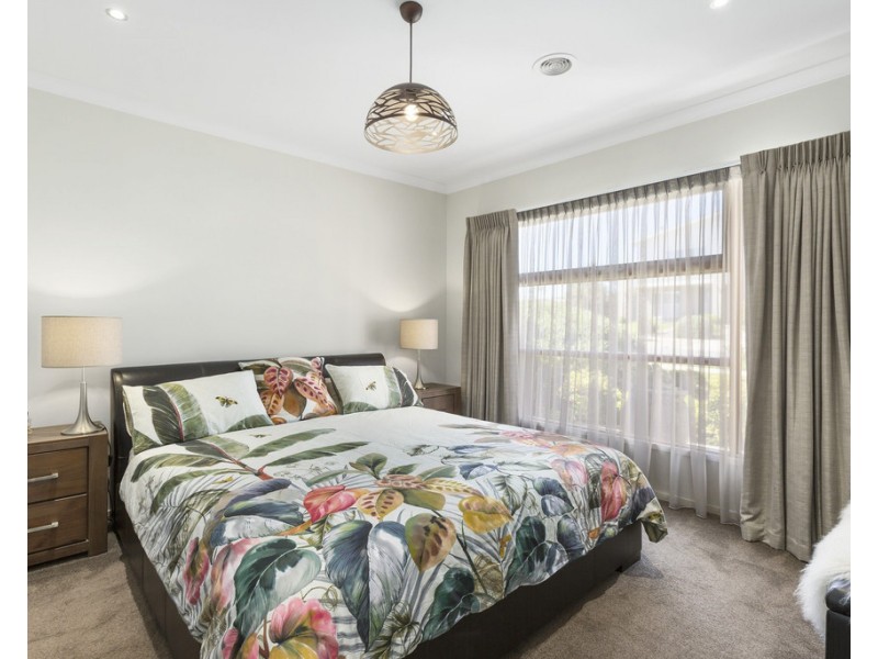 9 Bonavista Way, Curlewis VIC 3222