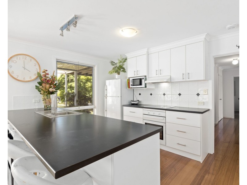 29 St Leonards Parade, St Leonards VIC 3223
