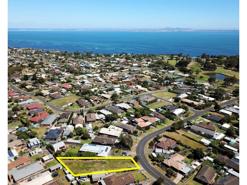 32 Bunganowee Drive, Clifton Springs VIC 3222
