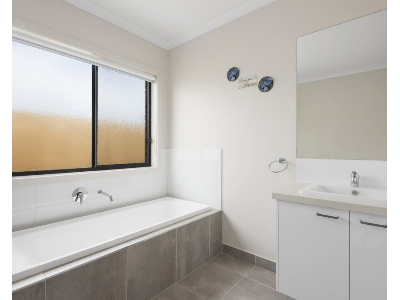 46 Massey Crescent, Curlewis VIC 3222