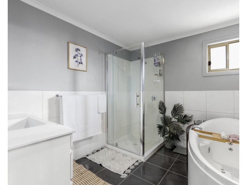 82 Mirrabooka Drive, Clifton Springs VIC 3222