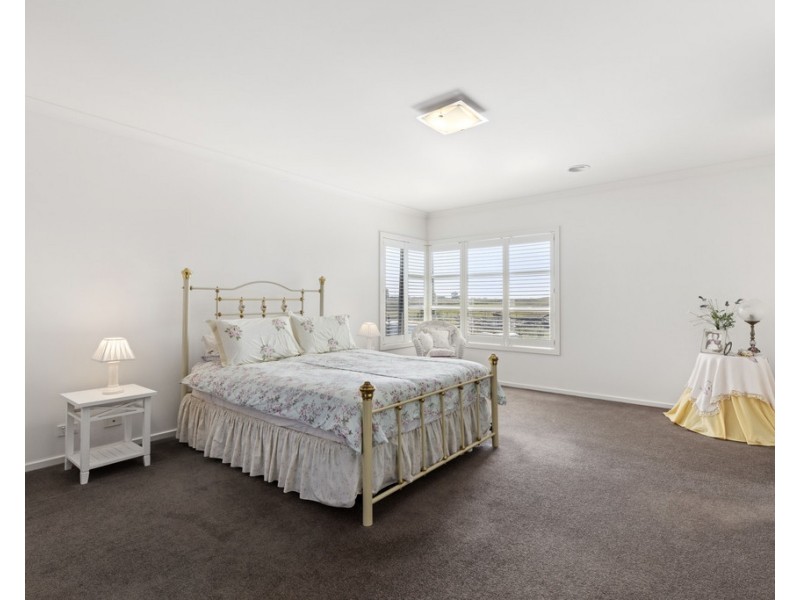 147 Bluff Road, St Leonards VIC 3223