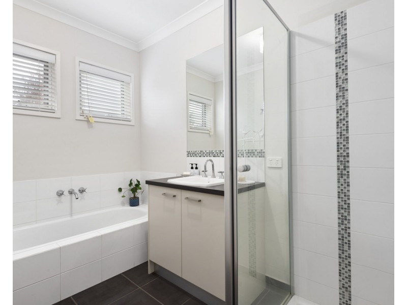 21-22 The Glen, Drysdale VIC 3222
