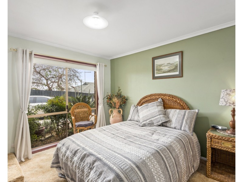 2/5 Bay Shore Avenue, Clifton Springs VIC 3222