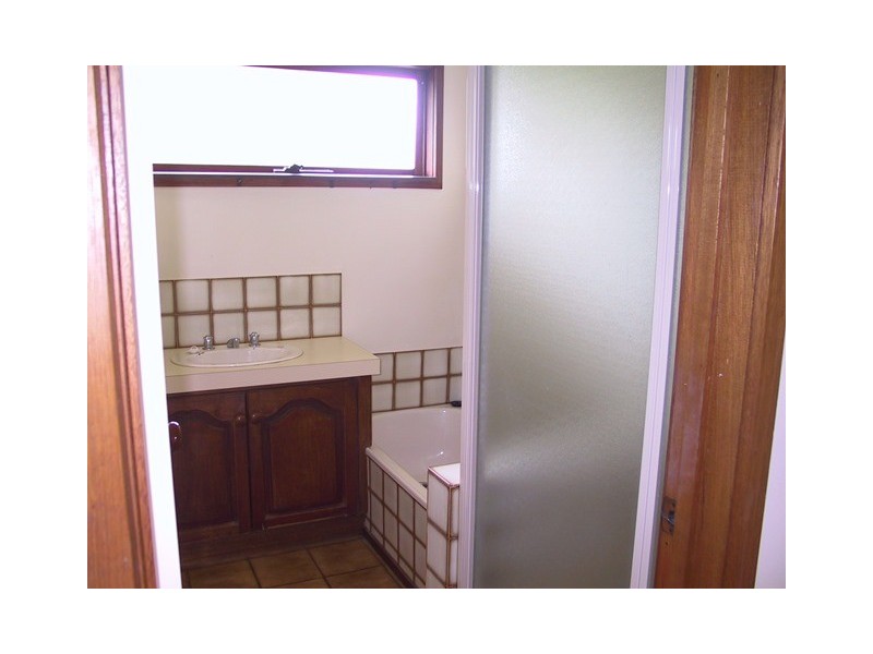 4 Bungalalli Avenue, Clifton Springs VIC 3222