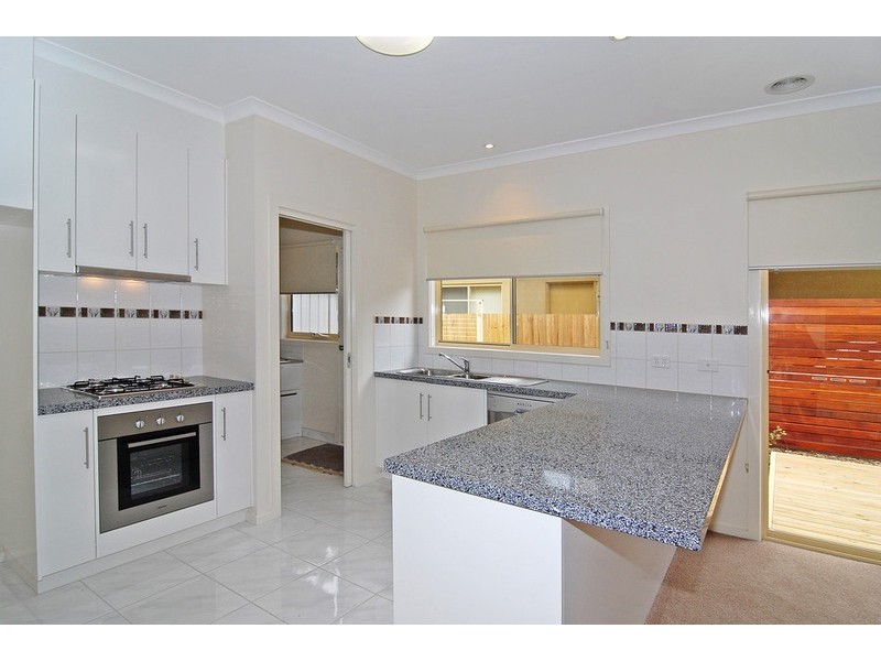 Unit 2,  47 Wallington Road, Ocean Grove VIC 3226