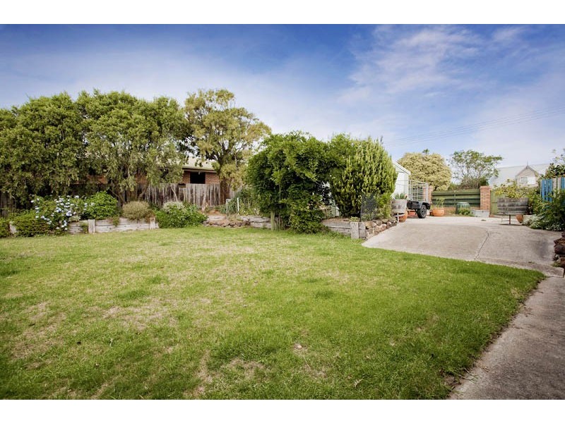 3-5 Carapooka Avenue, Clifton Springs VIC 3222